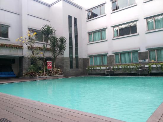 Favehotel Premier Cihampelas